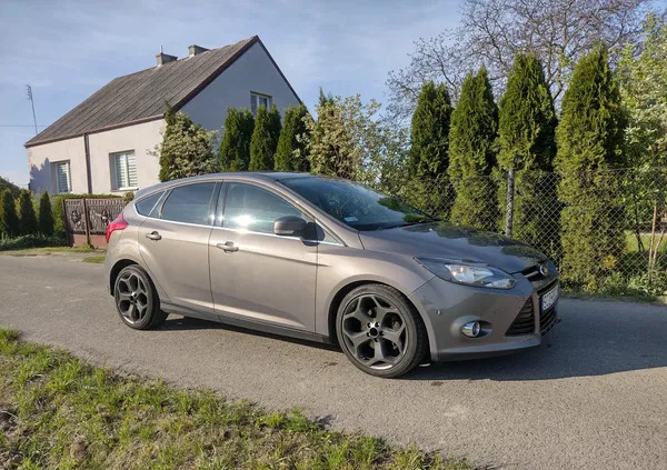 warmińsko-mazurskie Ford Focus cena 29000 przebieg: 242000, rok produkcji 2012 z Częstochowa